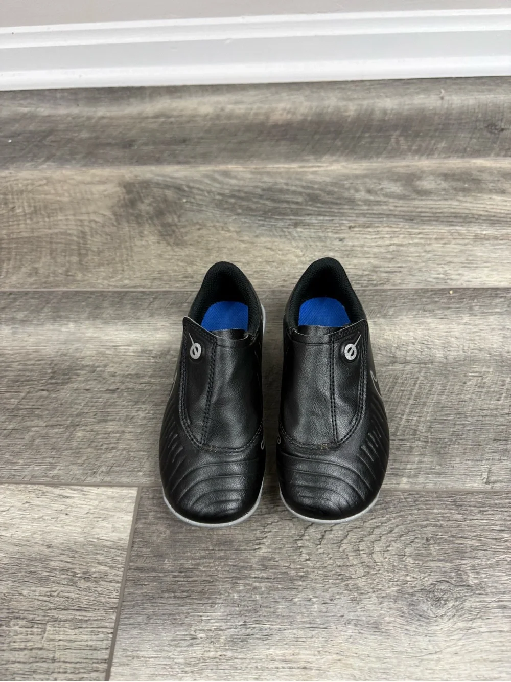 Nike Kids Black Soccer Cleats‎